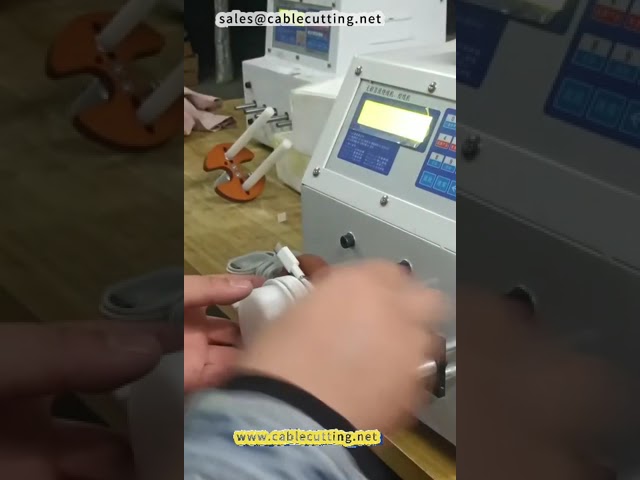 آلة لف وتجميع كابلات البيانات عالية السرعة
