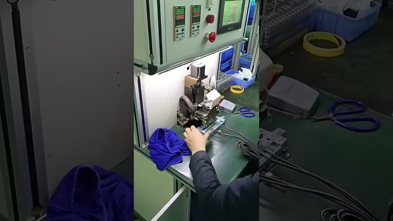 ماكينة لحام مزدوجة الجوانب عالية السرعة – لحام كابلات SAS والكابلات الطبية ولوحات PCB